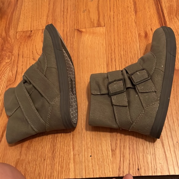 Ankle boot - Picture 2 of 3